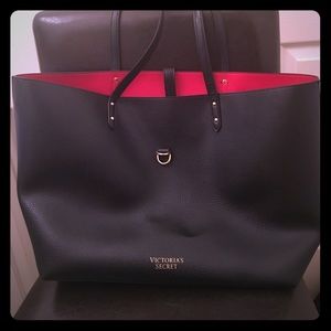 Victoria’s Secret Black Tote (w/pouch)